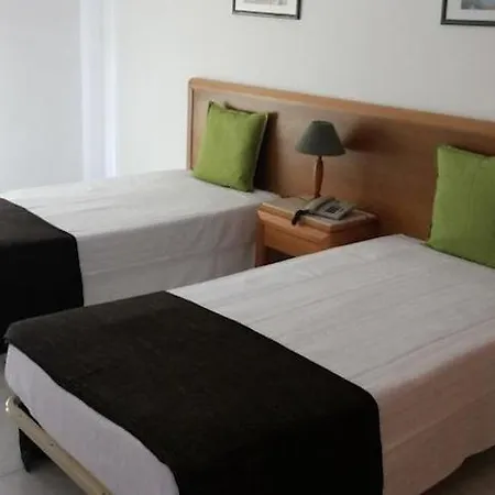 Plaza Real By Atlantichotels Apartmanhotel 3*