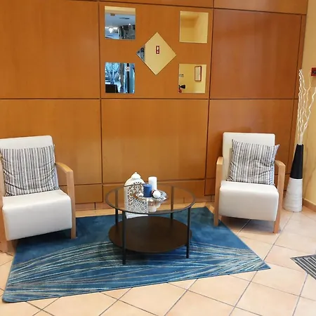 Plaza Real By Atlantichotels Hotel apartamentowy