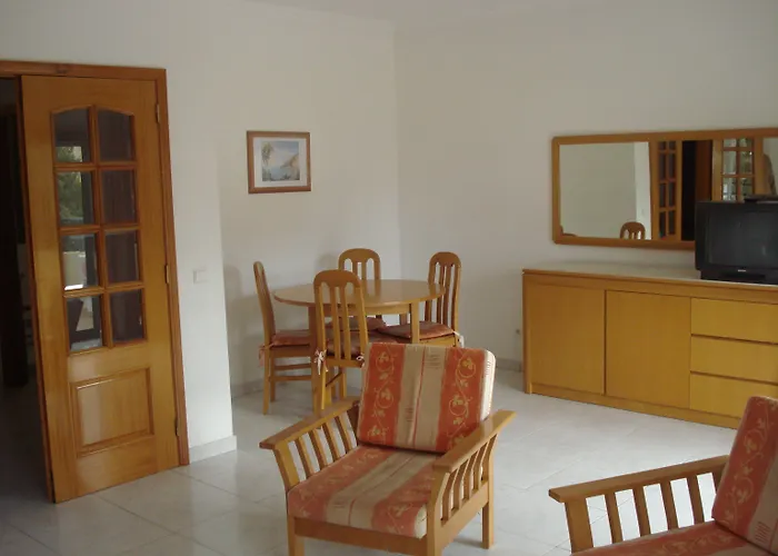Aparthotel Plaza Real By Atlantichotels 3*