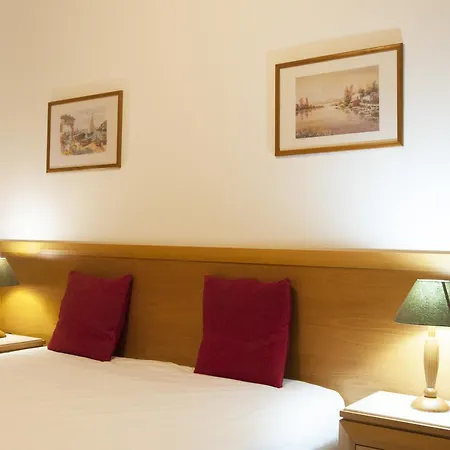 Plaza Real By Atlantichotels Apartahotel 3*
