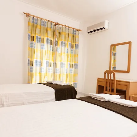 Apartahotel Plaza Real By Atlantichotels 3*