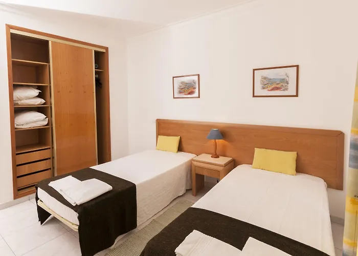 アパートホテル Plaza Real By Atlantichotels 3*