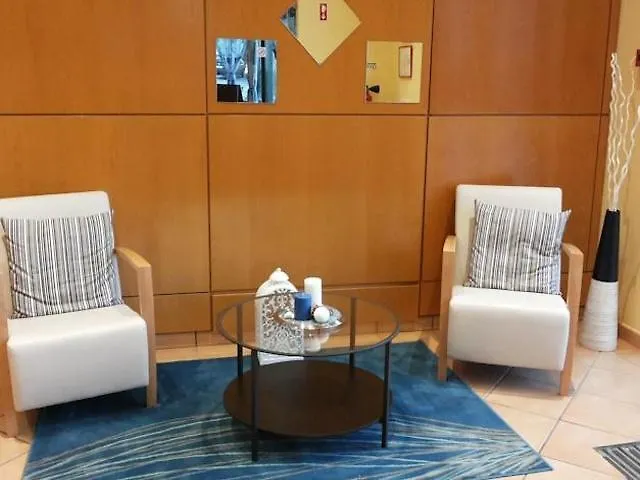 Plaza Real By Atlantichotels アパートホテル 3*