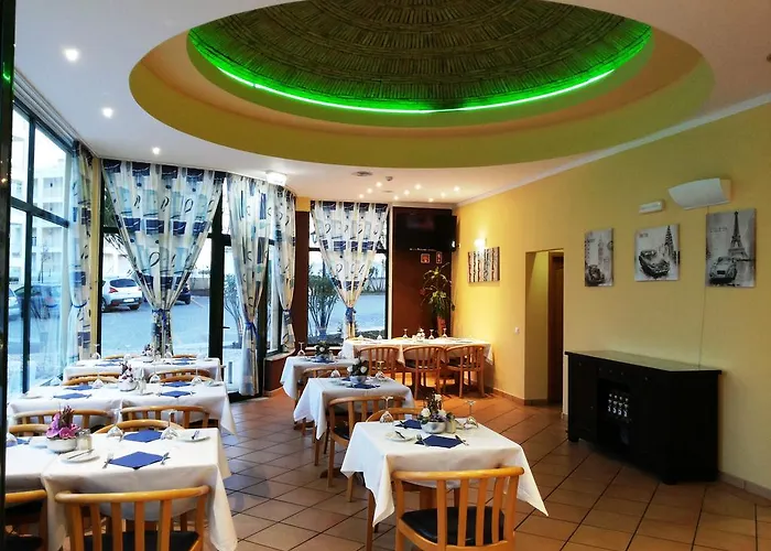 Plaza Real By Atlantichotels アパートホテル 3*