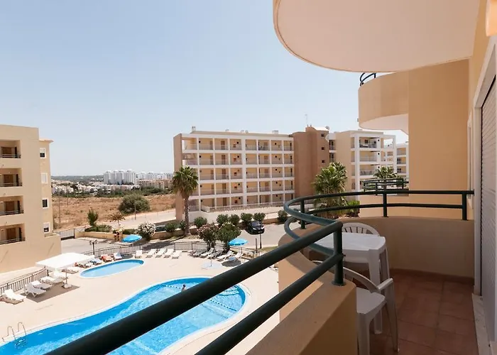 アパートホテル Plaza Real By Atlantichotels 3*
